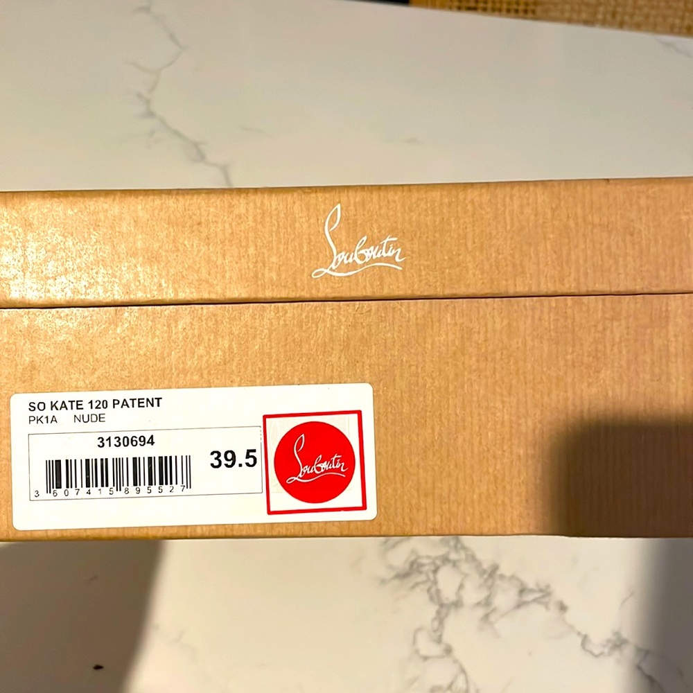Christian Louboutin So Kate pumps